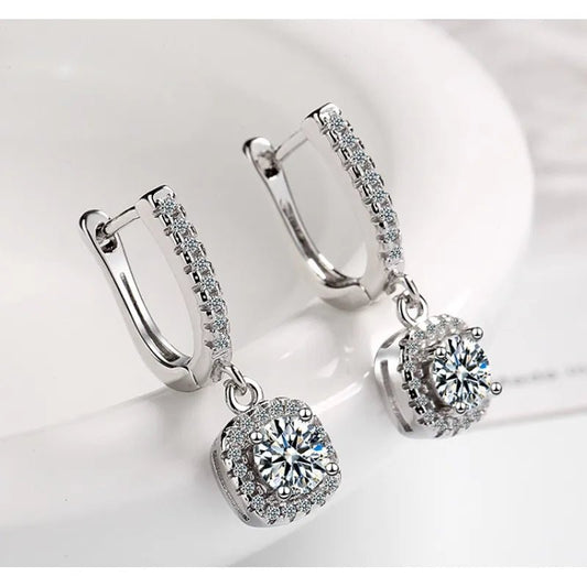 Tidlösa örhängen i Zirkonium - Seniordeal